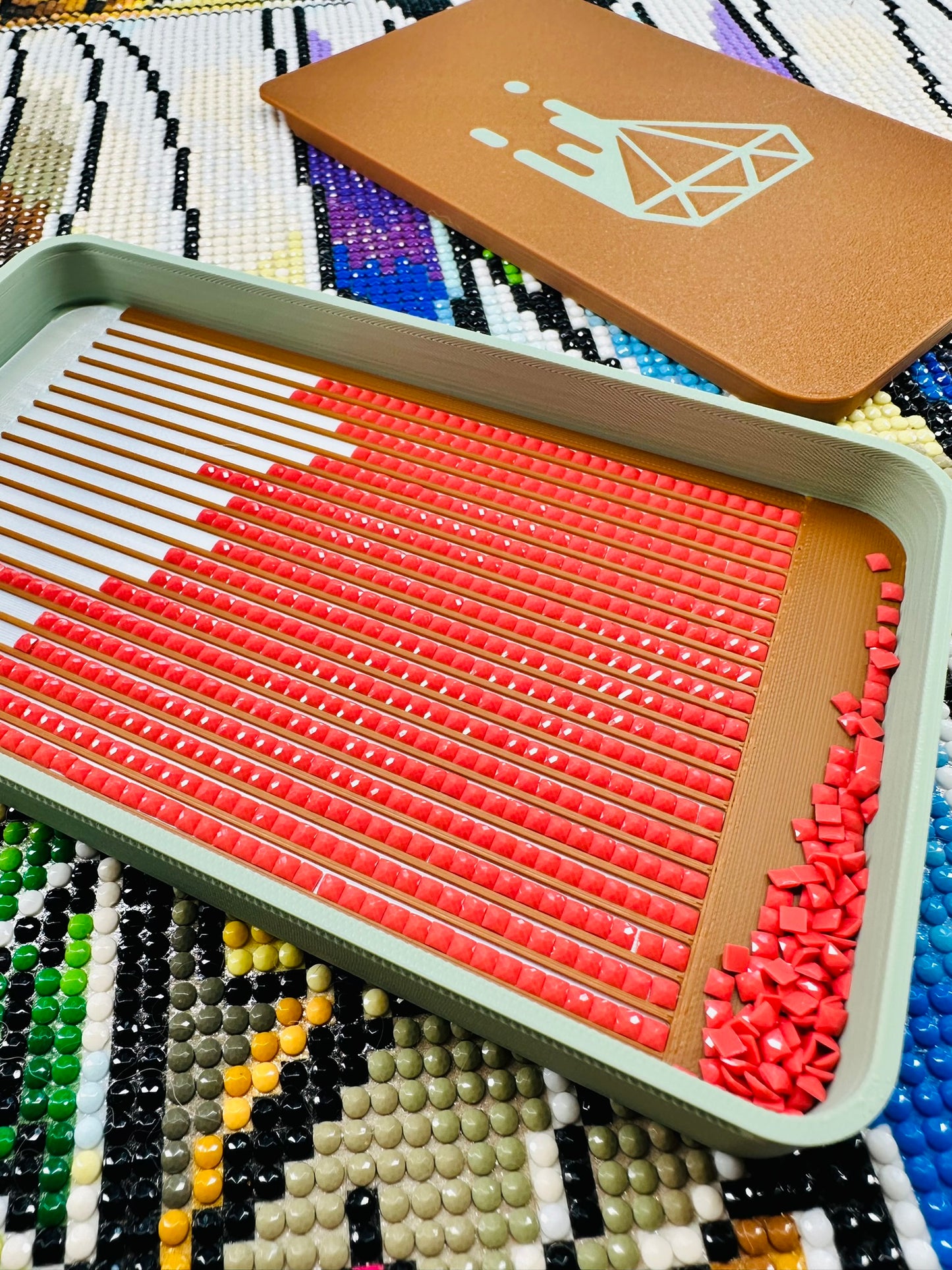Diamond Art Tray with Lid and Spout Closure – Sweater Weather Collection | Limited Fall & Winter 2025 Release