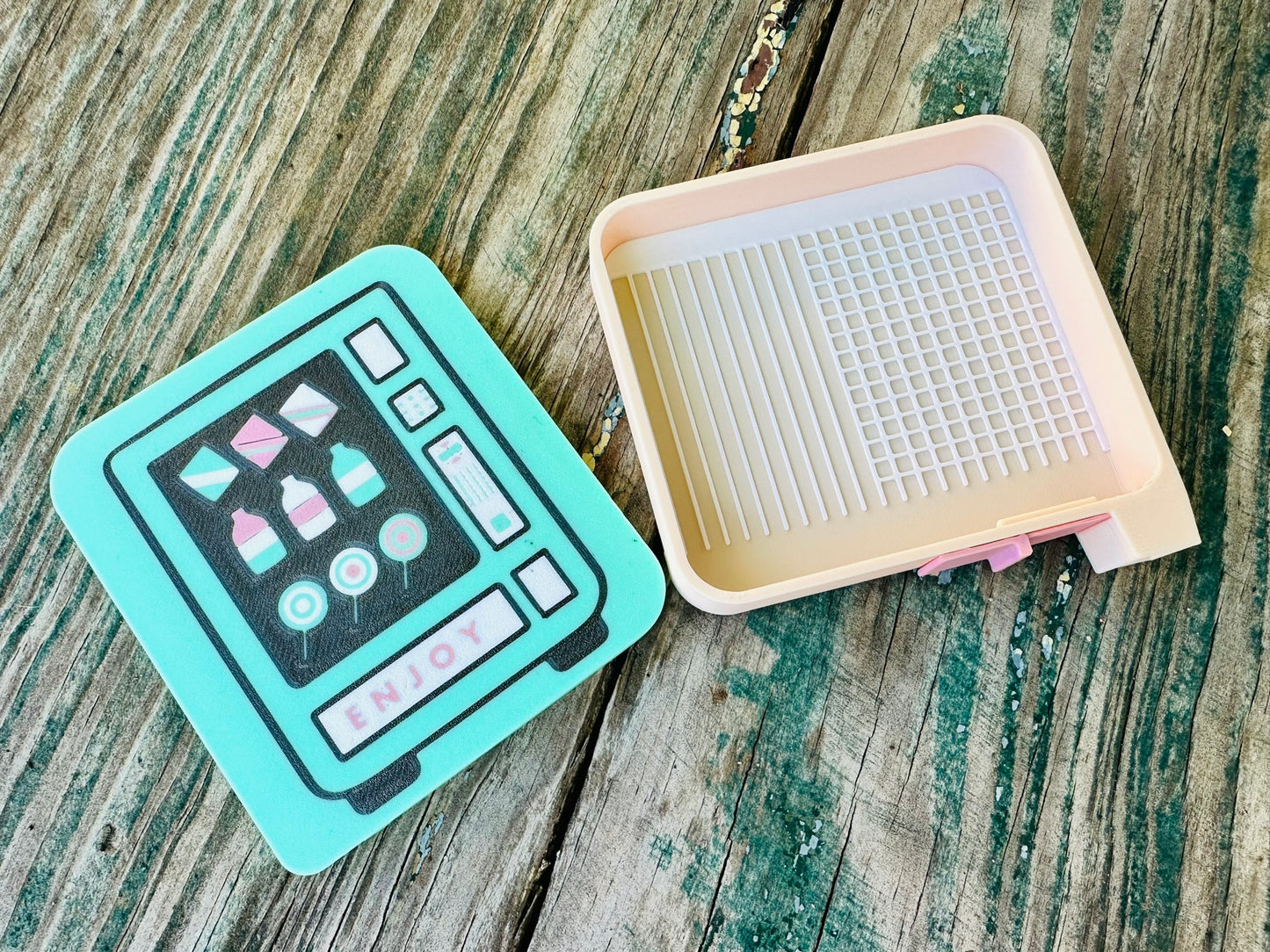 RETIRING- Single Placer Hybrid Diamond Art Tray- Snack Machine