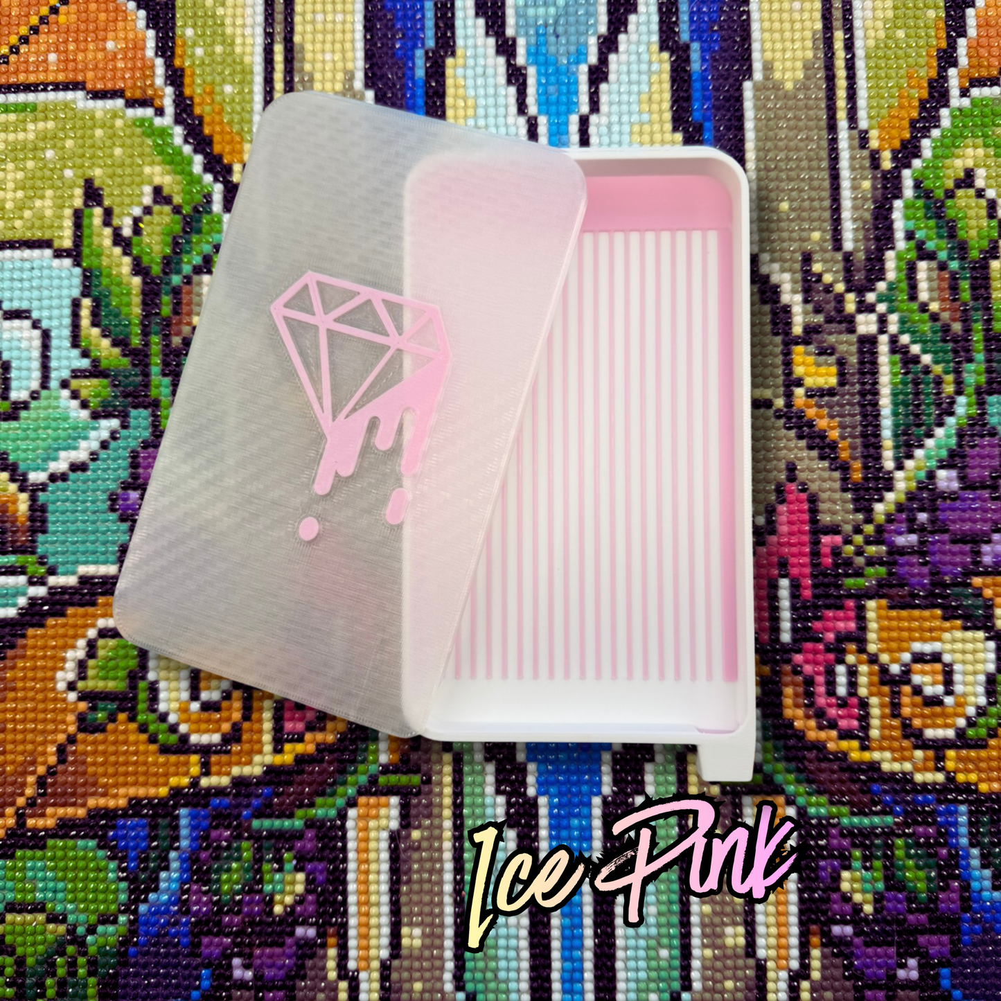 white and baby pink diamond art tray with translucent lid