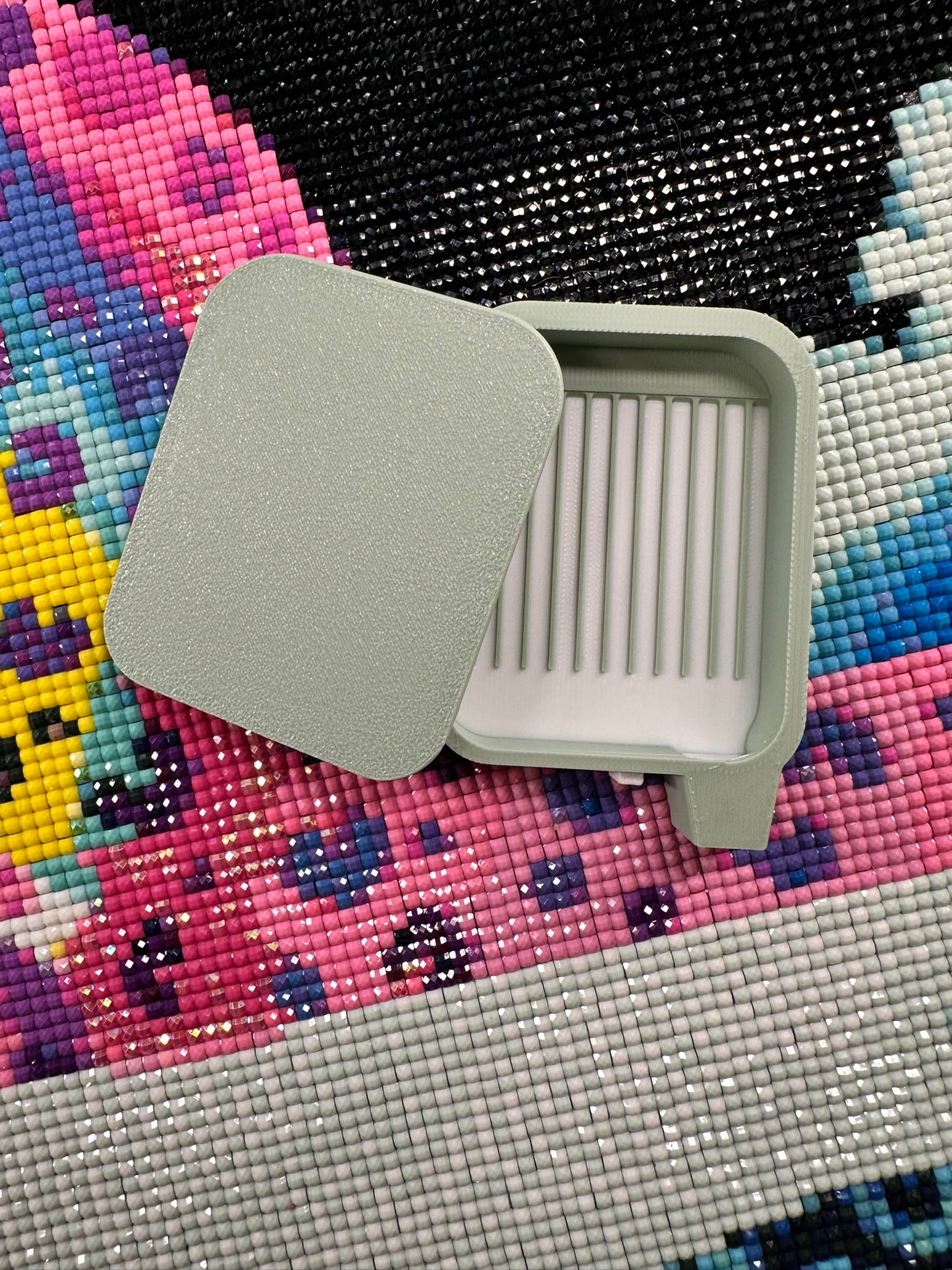 Small Diamond Art Tray- DIY | DIY & Glam Trays